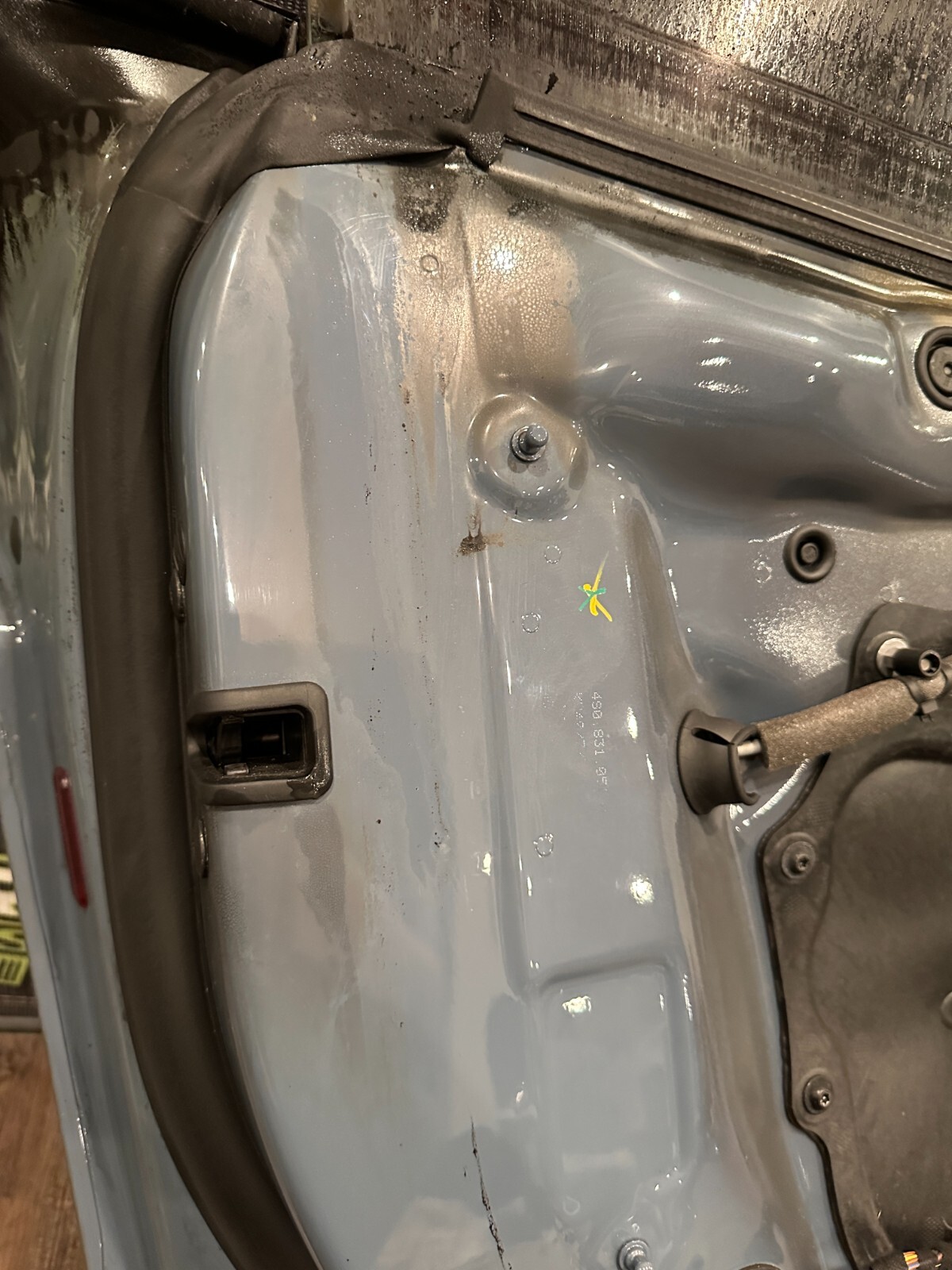 2017 2021 AUDI R8 LEFT DRIVER DOOR SHELL KEMORA GRAY  4S0 831 311 A "MINOR BURN"