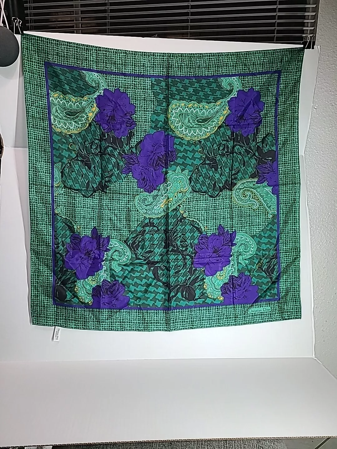 Foulard vintage Christian Dior 100% soie carré enveloppant cachemire 30x30 excellent état