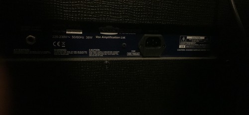amplificatore VOX AC15VR da 15 Watt - Foto 3 di 3