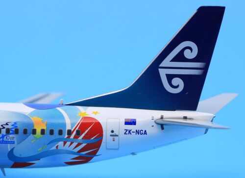JC Wings 1:200 Air New Zealand Boeing 737-300 modello di aeromobile pressofuso ZK-NGA - Foto 13 di 14