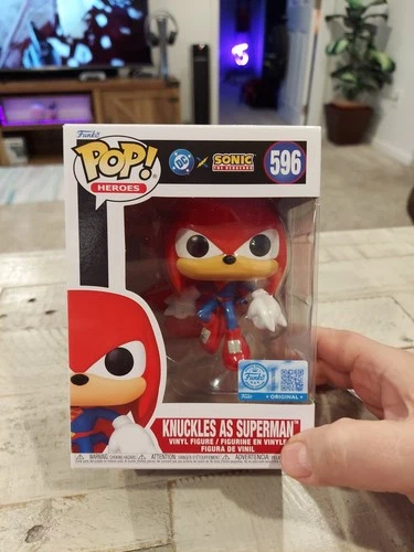 Knuckles as Superman #596 Funko Pop DC x Sonic the Hedgehog Target Exclusive