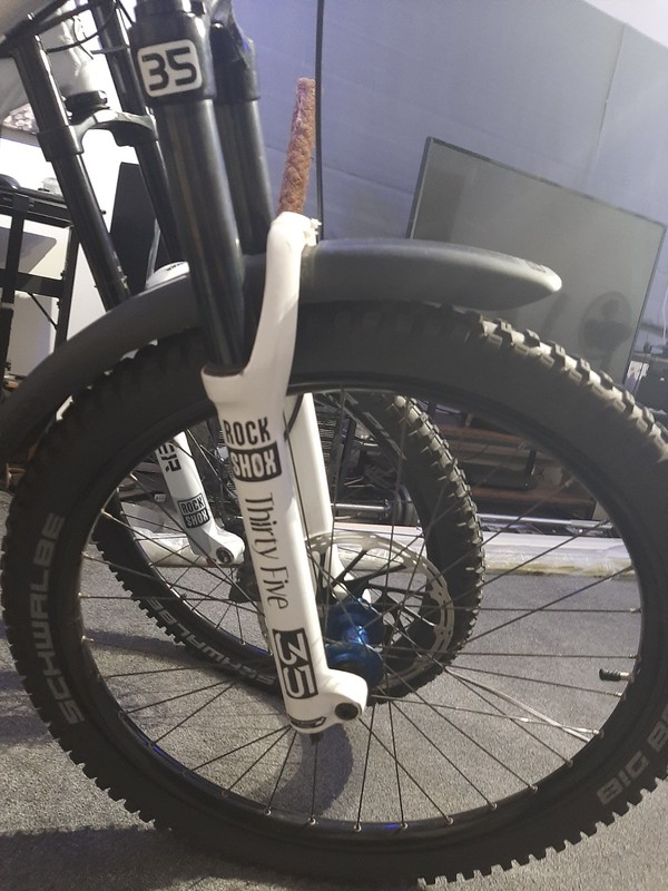 Rockshox 35 Gold RL Debonair Bike Fork 15mm X 110mm Thru Axle.