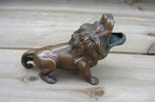 Vintage JB1982 Figural Lion Tobacco Cigar Snuffer Rest Cigarette Ashtray