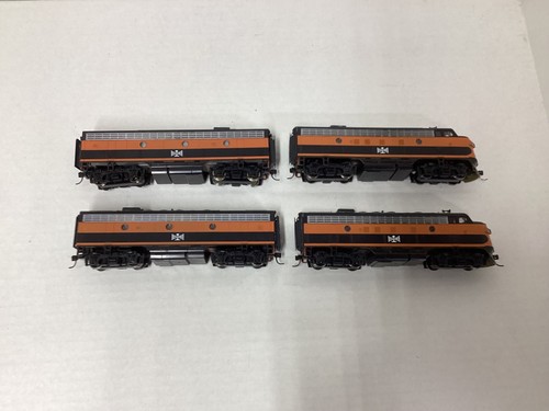 Stewart #5630 escala HO "B&LE" F-7 primeros conjuntos A/B con DCC y SONIDO Rd. #720,21/2 | Condition: Used