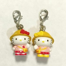 Heisei Retro Hello Kitty Kindergarten Strap Netsuke Made in 2005 Sanrio