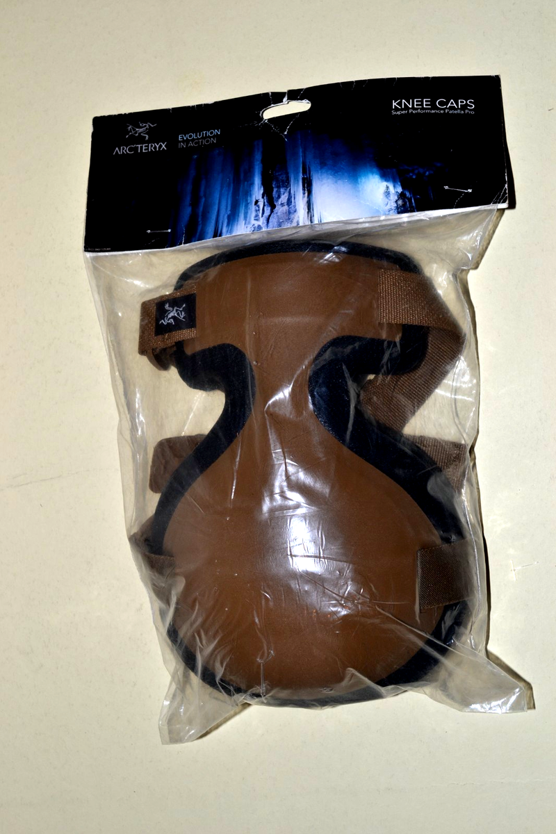 Arc'Teryx COYOTE LEAF Knee Pads Arc'teryx MADE IN CANADA SOF Arc'Teryx COYOTE LEAF Knee Pads Arc'teryx MADE IN CANADA SOF