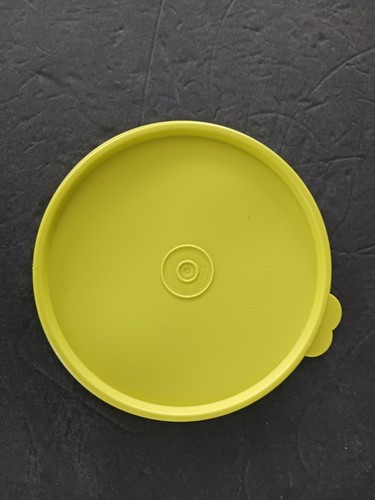 Tupperware 6793 Used Replacement Lid 6793A-1