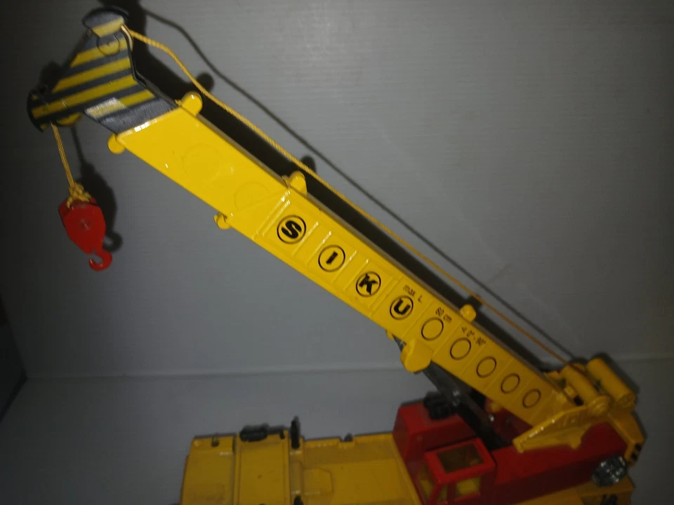 Camión grúa hidráulica Siku 4010 Die Cast escala 1:55 ranura Tragcraft sin caja Foto 3 de 4