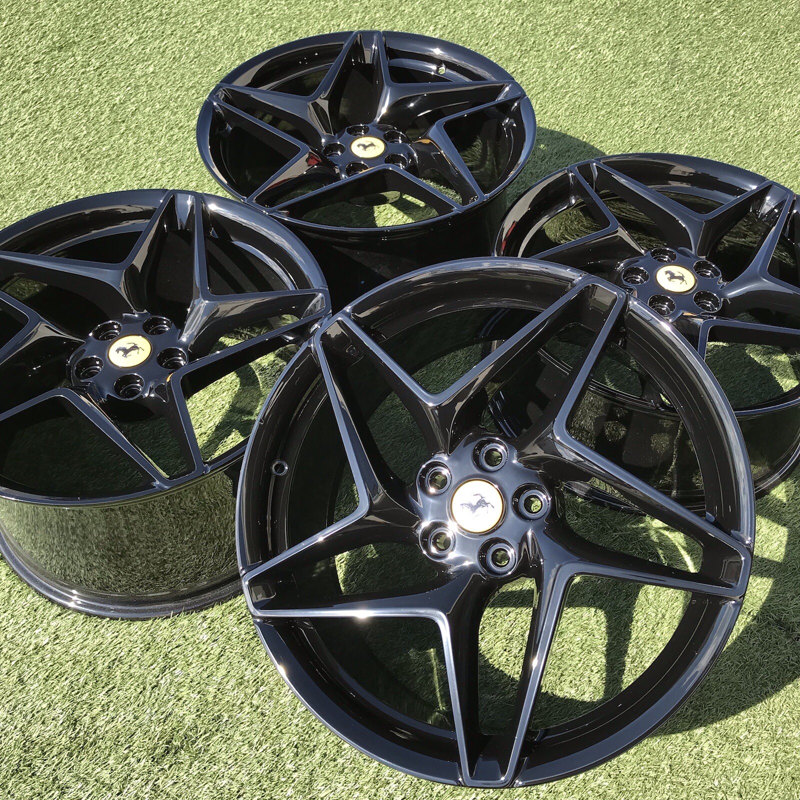 20" FERRARI F8 TRIBUTO WHEELS RIMS OEM STOCK 2021 SET 488 BLACK GENUINE