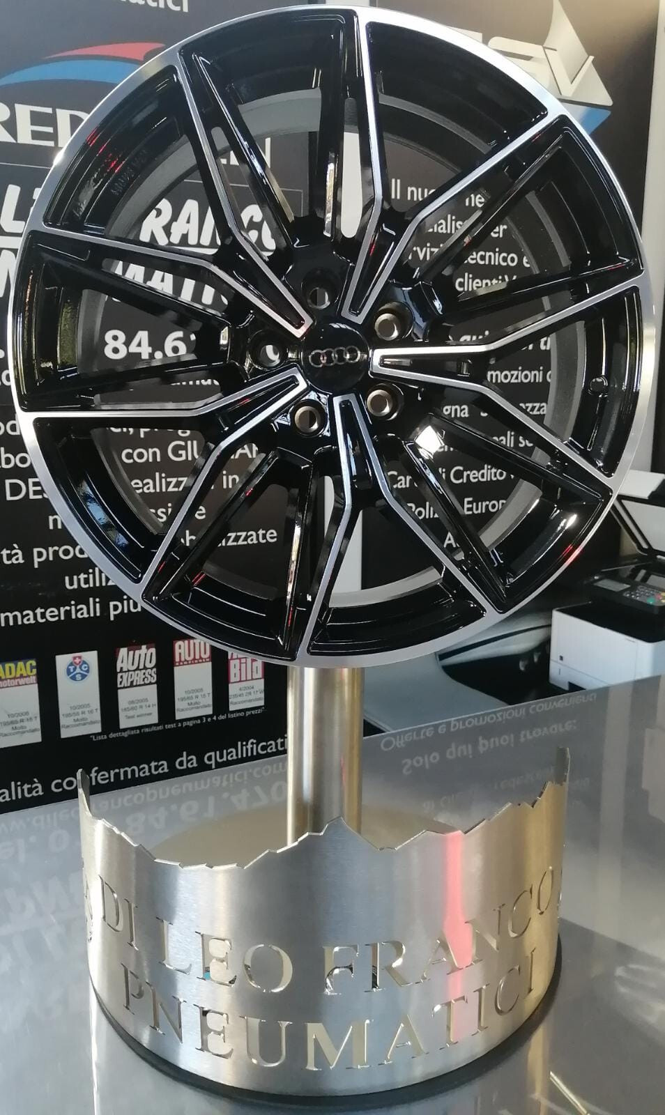 KIT 4 CERCHI IN LEGA AUDI A4 / A5 / A6 / Q3 / 5X112 8X18 ET 30 GMP SPECTER foto 2