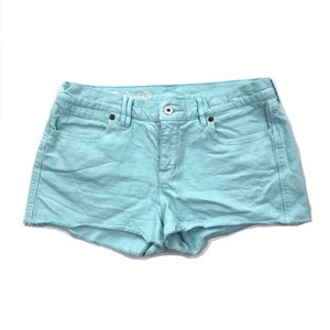 cut off blue jean shorts