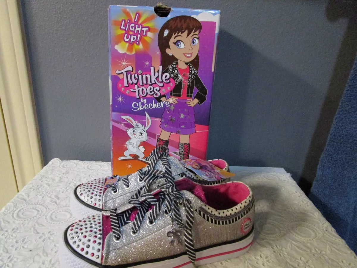 Girls Sneakers 2.5 Skechers Twinkle Toes Silver & PInk Shuffles CHARMINGLY  CHIC