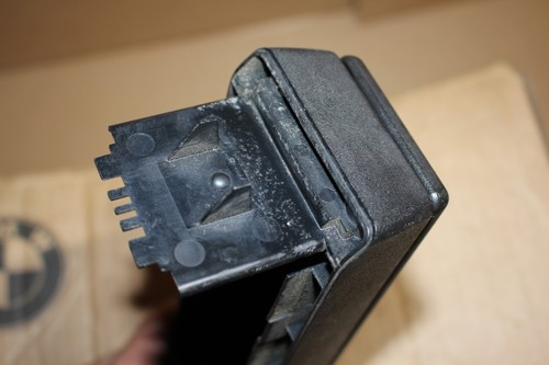 GENUINE ORIGINAL BMW E34 E32 CASSETTE BOX CENTER CONSOLE FRAME WITH LID OEM - Picture 5 of 12