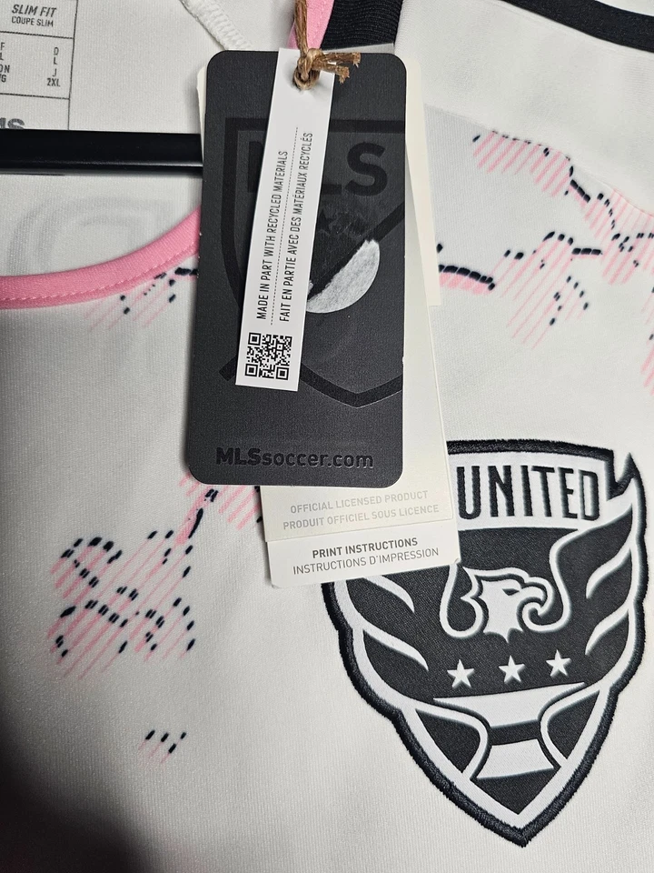 Auténtica camiseta Adidas DC United 2023-2024 tema flor de cerezo grande para hombre Foto 2 de 4