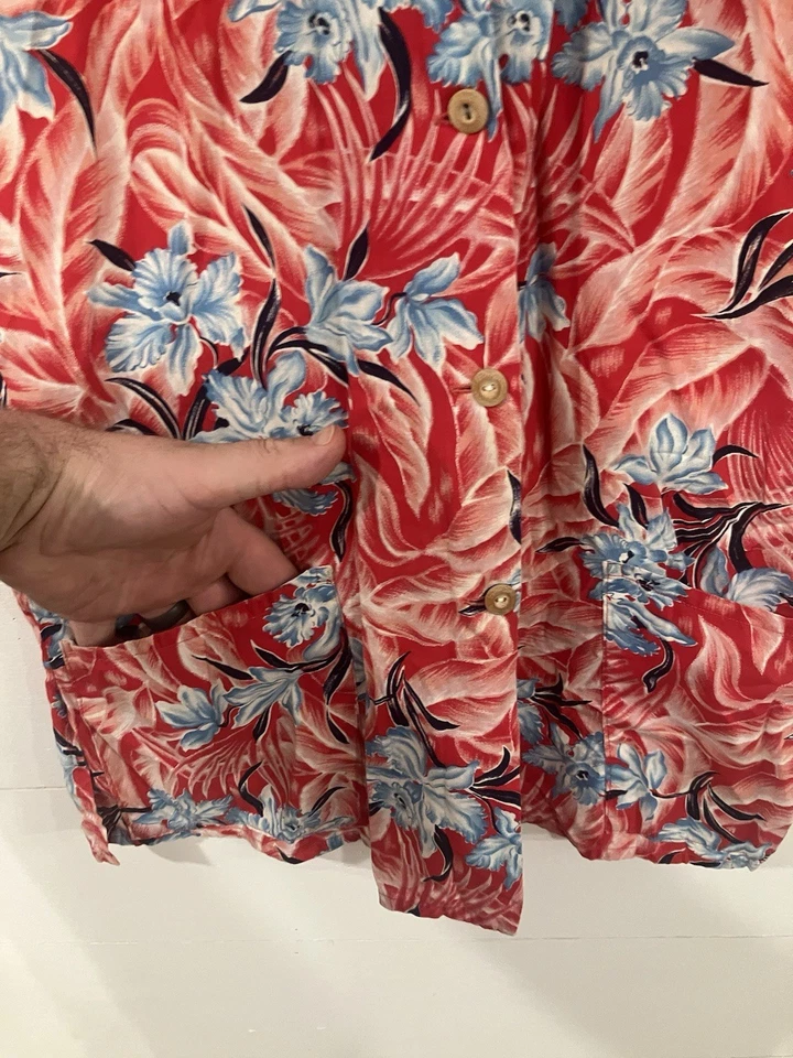 Camisa Hawaiana RARA DE COLECCIÓN 40’s 50’s Hookano Roja Floral Dos Bolsillos Mujer’s Rayón S Foto 3 de 4