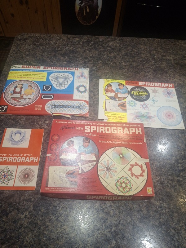 Vintage Kenner Spirograph (Incomplete) And Refills. Large Refill Is Unopened 