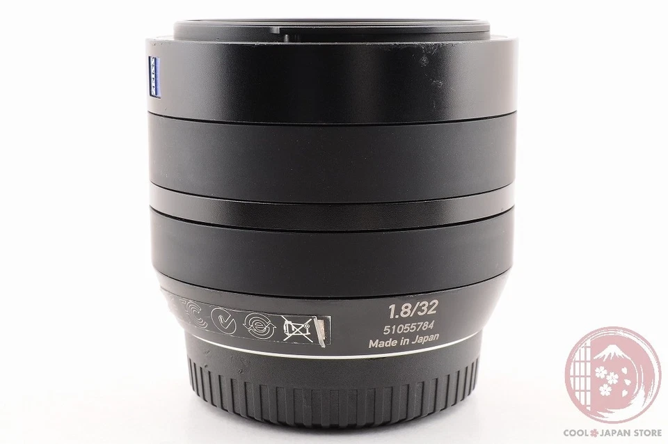 DDU [MINT in Box] Carl Zeiss Touit 32mm F/1.8 for FUJIFILM X mount Lt08 - Image 4 of 4