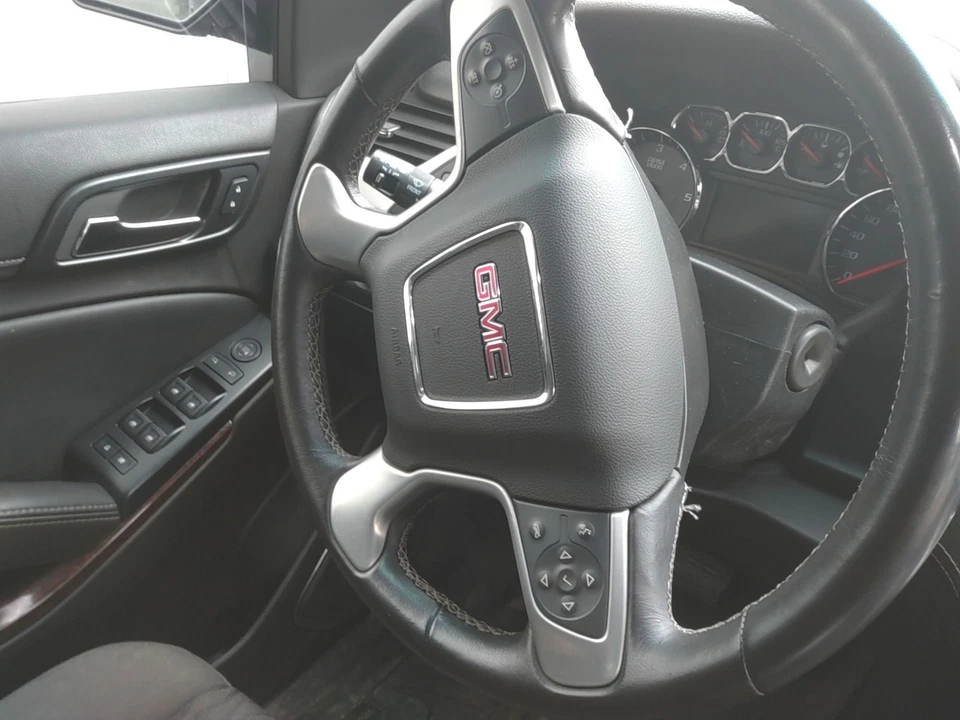 Volante 15 GMC YUKON Sle Gmc Yukon sin calefacción (sin bolsa de aluminio) Foto 2 de 3