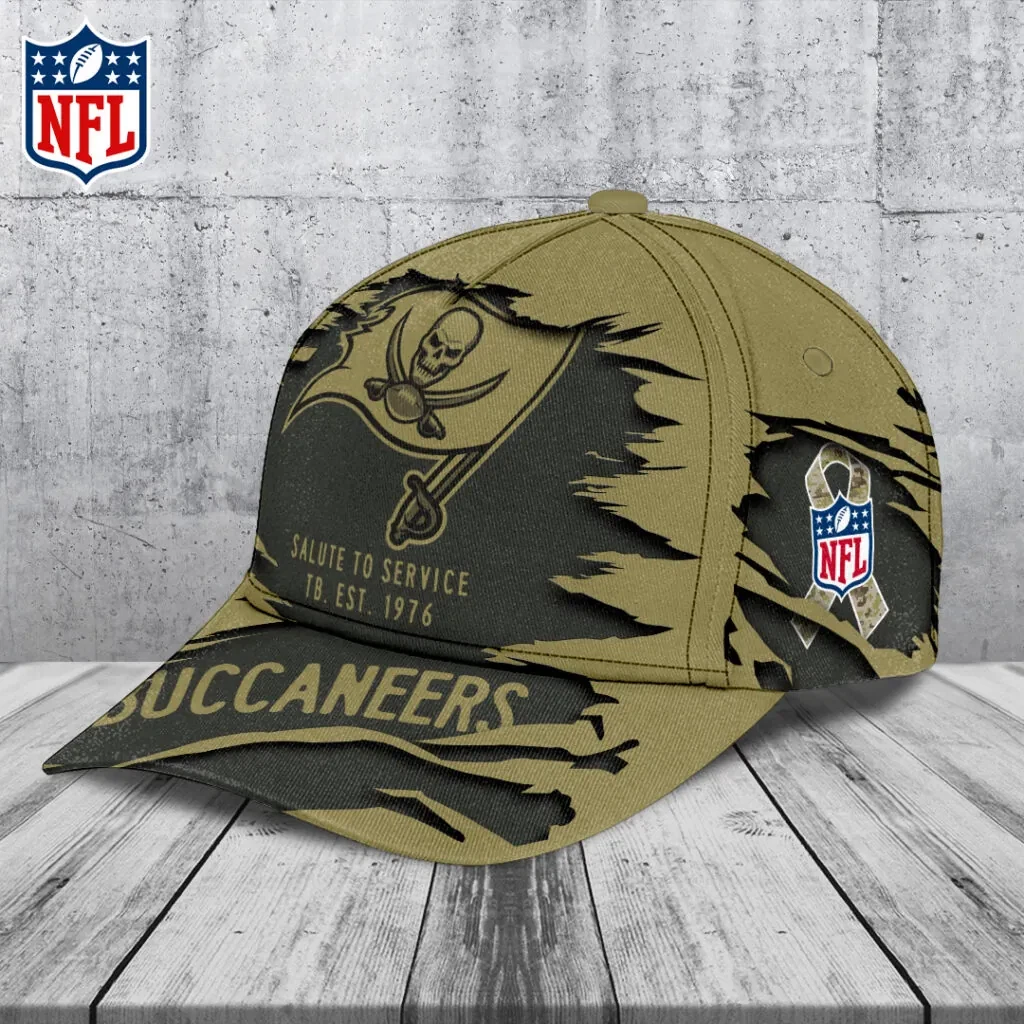 Buccaneers 2025 Salute to Service Classic Cap