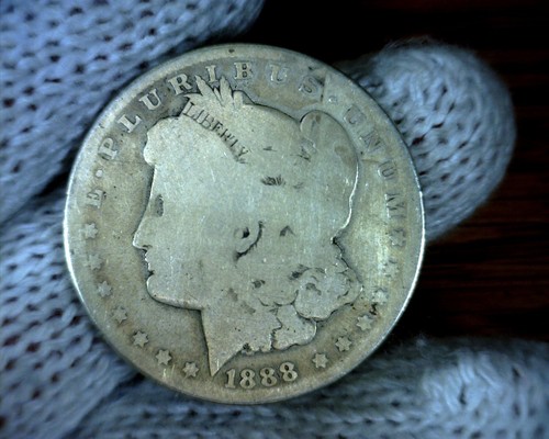 Hot Lips 1888-o top 100 Vam 4 Morgan Silver Dollar Low Ball - Picture 2 of 3