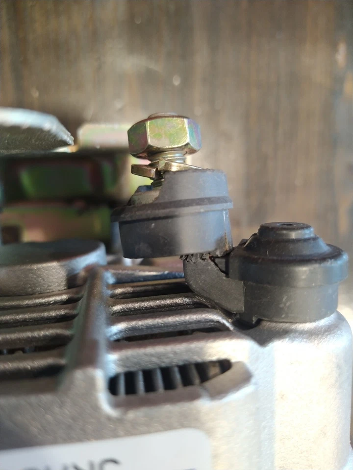 Alternador de piezas de precisión MAA101 para Mitsubishi Eclipse 2002-2005 2,4 L Foto 4 de 4