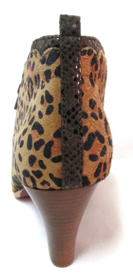 Poetic License Gamuza Animal Leopardo Tacón Botines NUEVO Talla 38.5 7.5 Foto 3 de 4