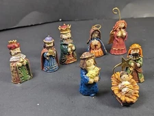 8pc Set Miniature Nativity Figurines Resin w/ Metal Accent 1.5" (GOOD CONDITION)