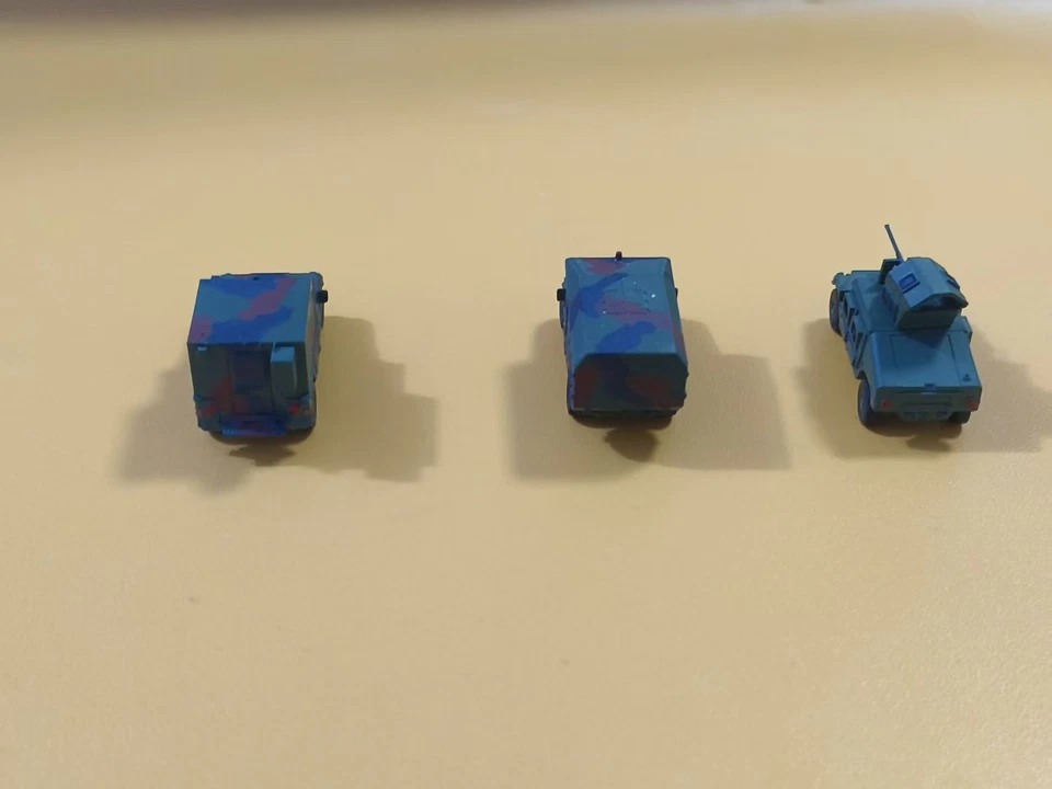 3D Printed 1/144 US Military Hummer series armored vehicles Finished Model/3pc - Image 2 of 4