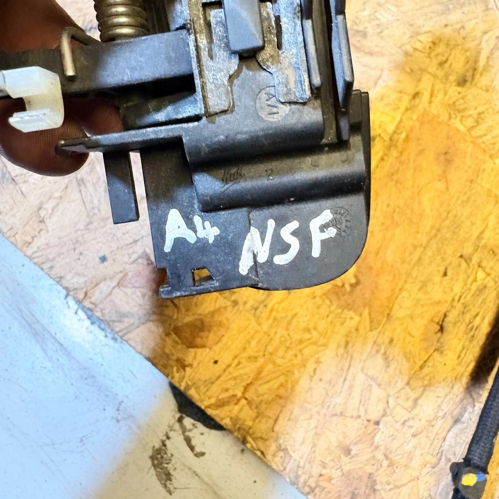 Audi A4 NSF donor marking on actual door handle