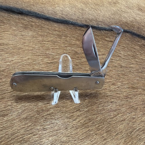 Utica N.Y. U.S.A. Capon Blade Rooster Nutter Pocket Knife