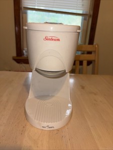 Sunbeam Hot Shot 6170 Hot Water Dispenser White 16 oz Tested Mint Condition