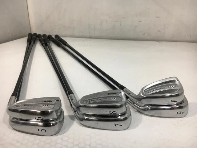 Mizuno Graphite Shaft Iron Set Right-Handed Regular Flex Golf