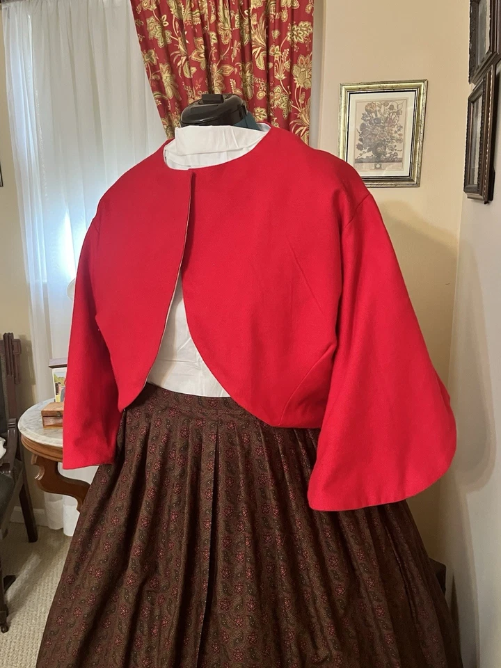Chaqueta y falda de algodón Zouave de franela de algodón rojo recreación de la Guerra Civil para damas Foto 2 de 3