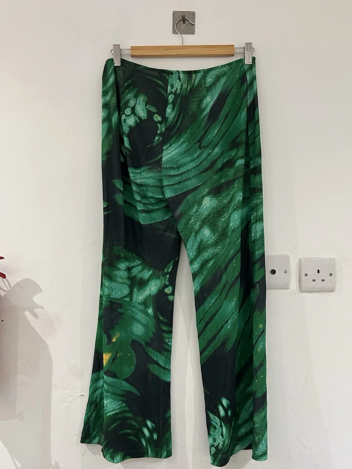Pantaloni svasati verdi Versace UK S 8