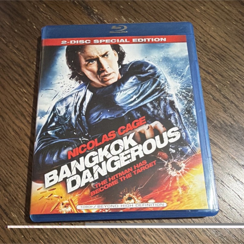 Lionsgate Bangkok Dangerous Blu-ray 2008 Widescreen Nicolas Cage R Digital Copy