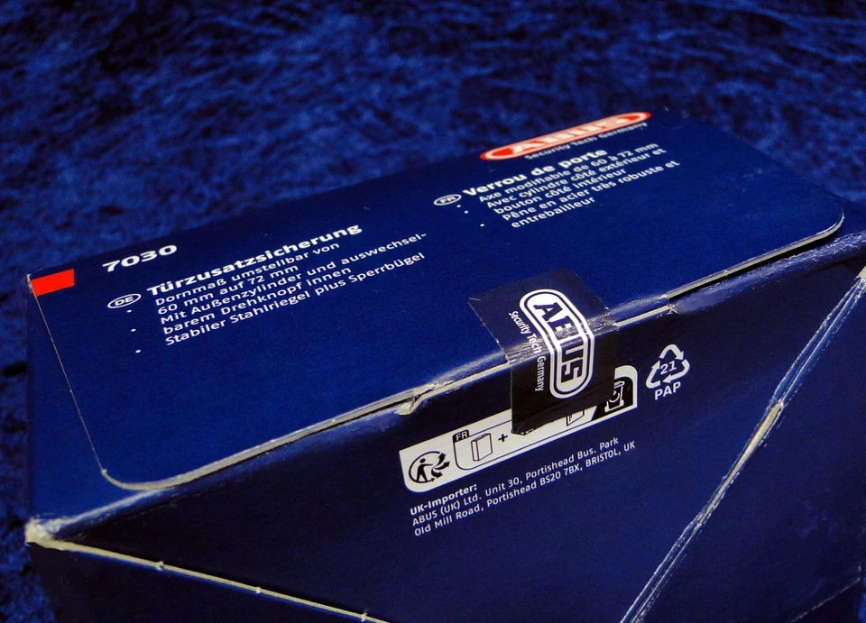 ABUS 7030 S EK serratura aggiuntiva per porta con staffa di blocco argento serratura per porta con 3 chiavi - Immagine 4 di 4