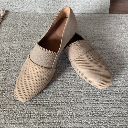 Kenneth Cole Gentle Souls Womens Lilah 