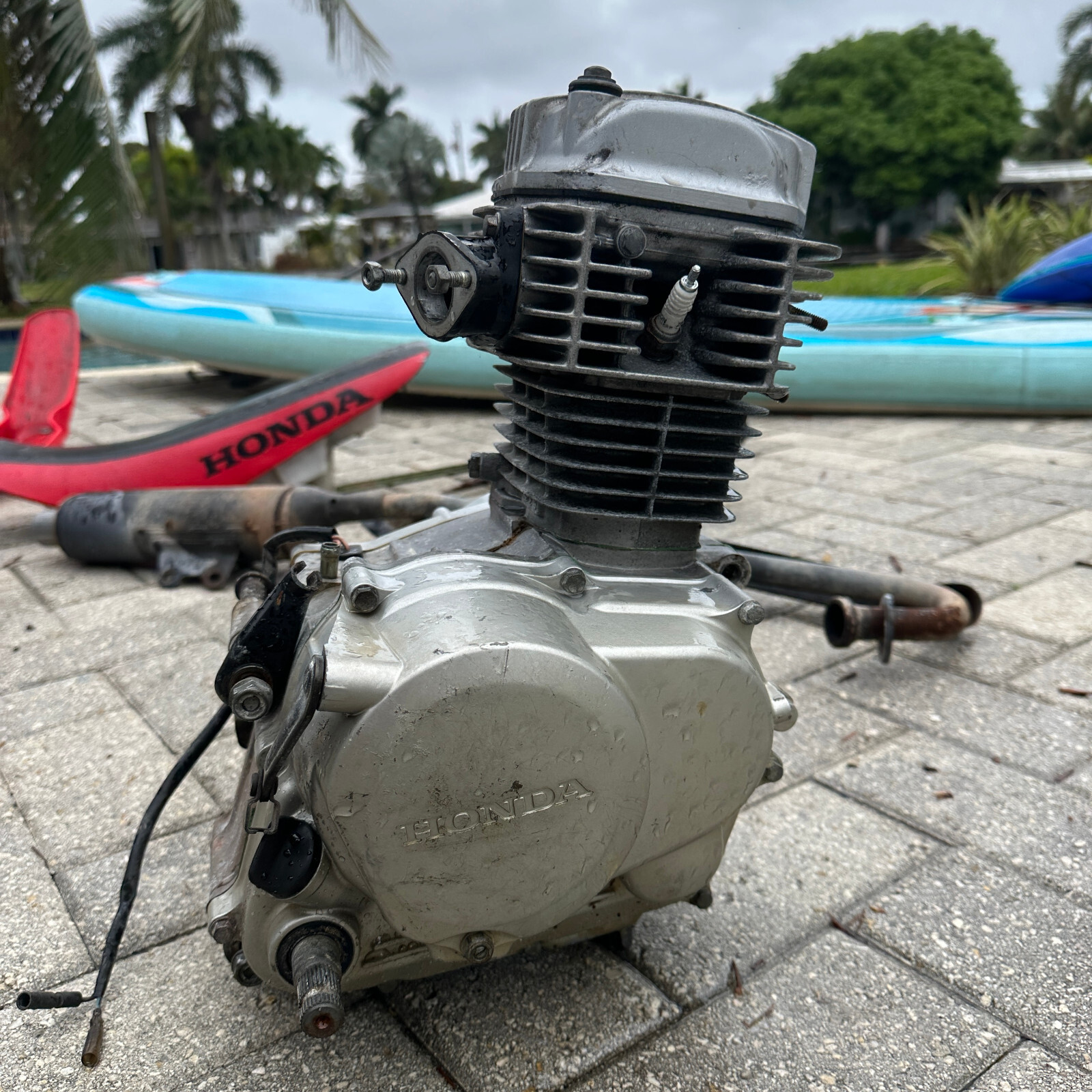 motor complete engine cylinder case top end oem stock honda xr80 crf80