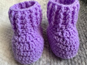 handmade baby woolen shoes