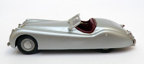 Western Models 1/43 Scale WMS6 - 1949 Jaguar XK120 Roadster - Silver - Picture 3 of 5