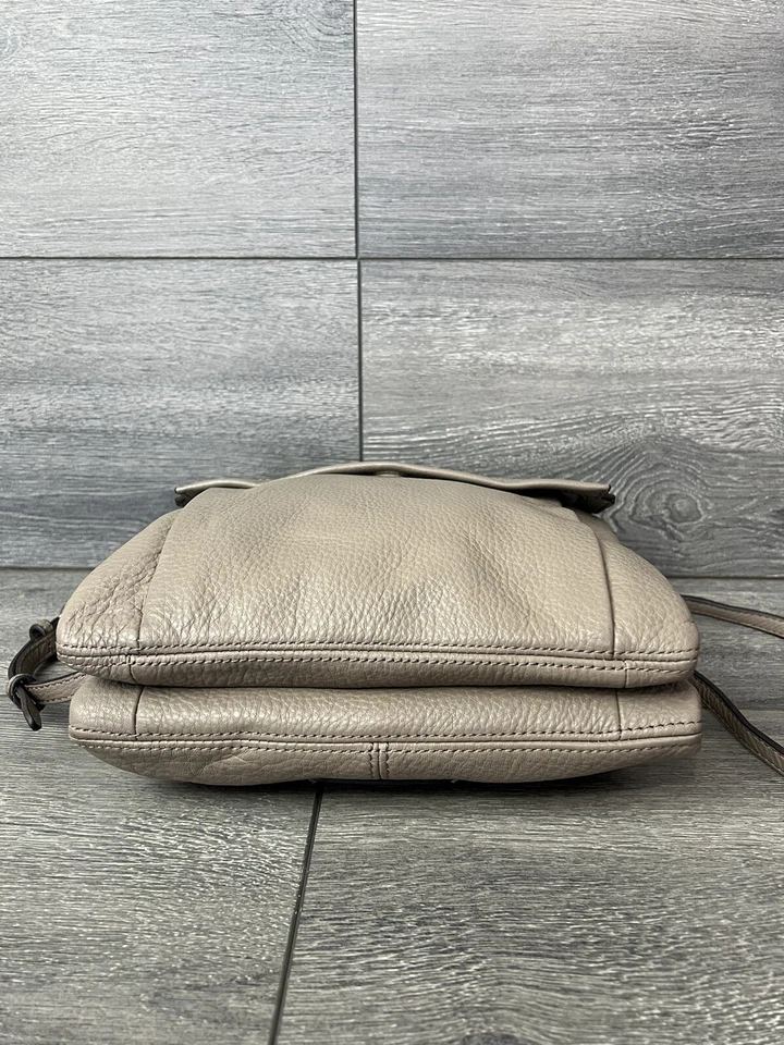 Vince Camuto Large Leather Crossbody - Min gray color bag A346297 - image 4 of 4