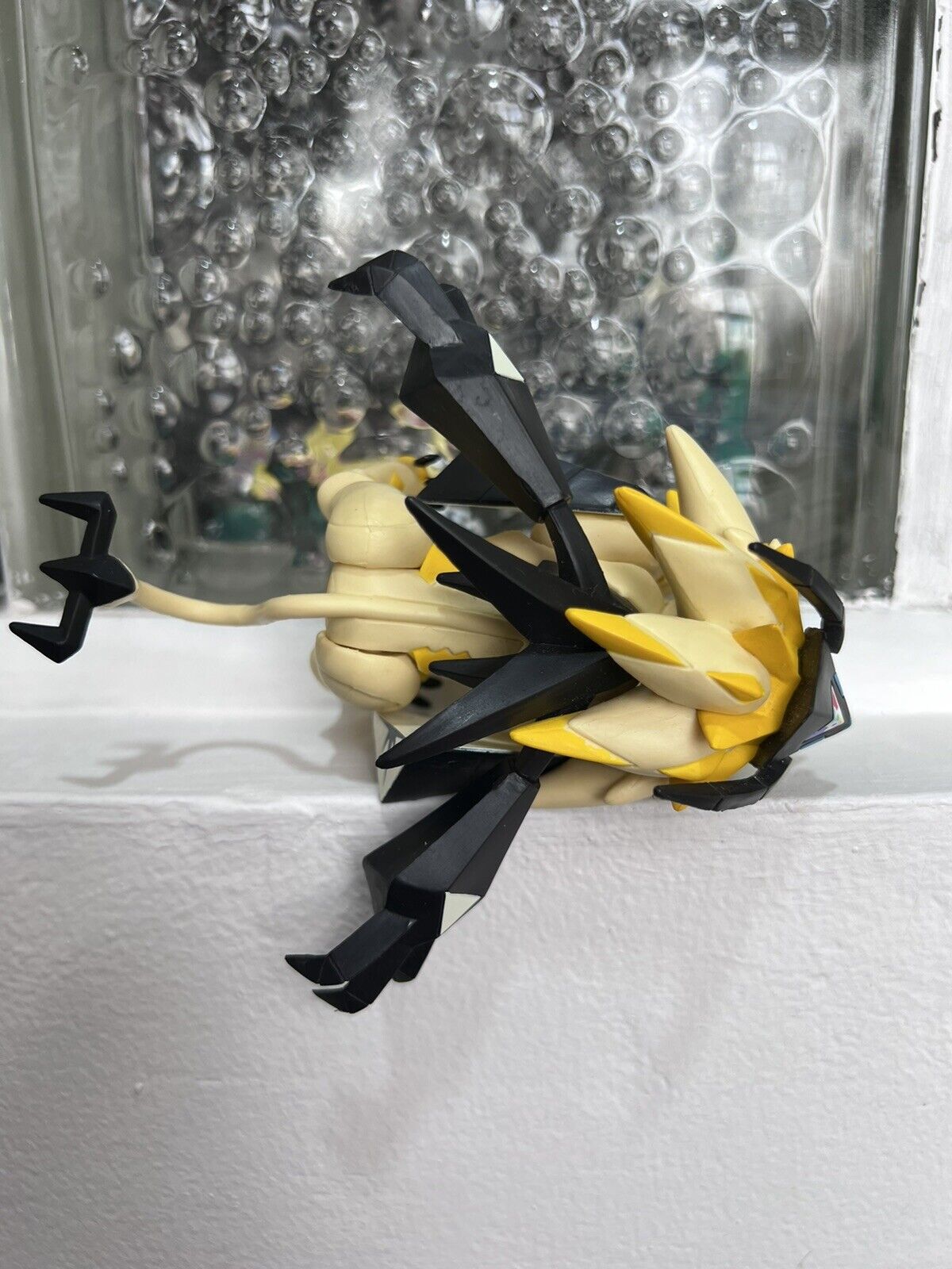 Takara Tomy Pokemon Collection ML-16 Moncolle Dusk Mane Necrozma 4