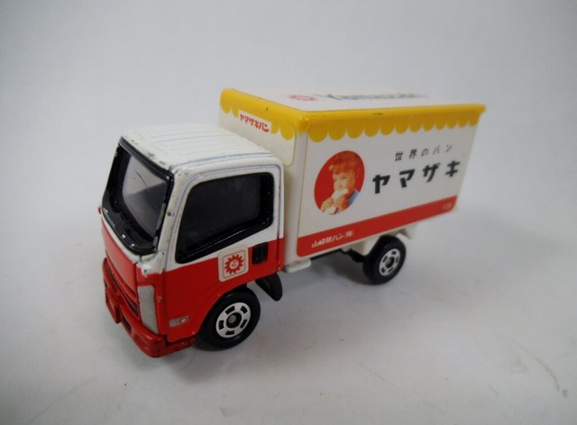 tomica elf