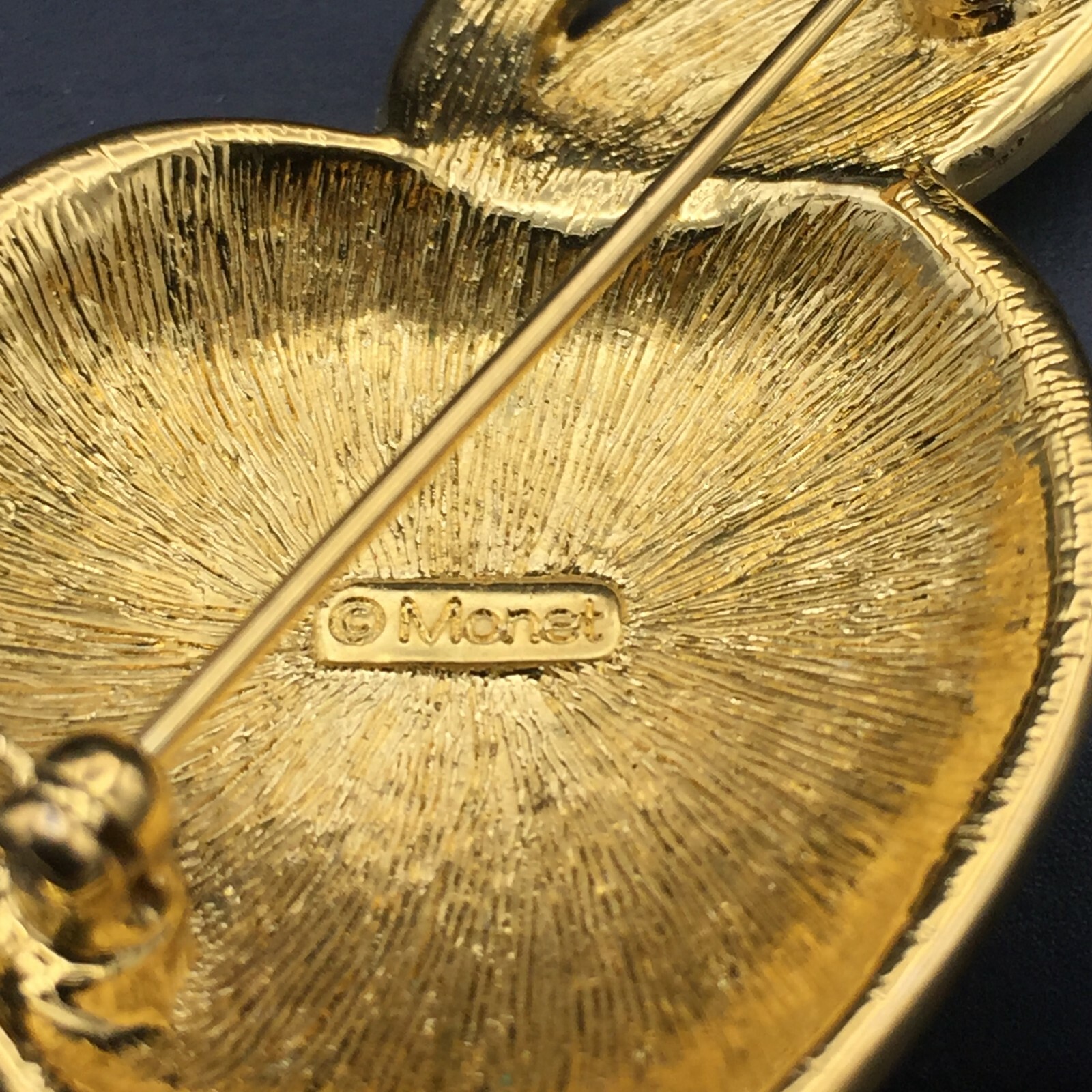 Monet Vintage Rhinestone Apple Brooch Pin - Gem