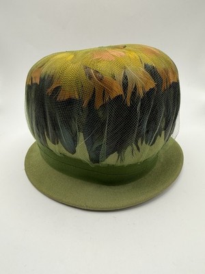 Vintage 1950s Dajon NY Feather Hat Henry Pollak Norm de Plume Green Wool Veil