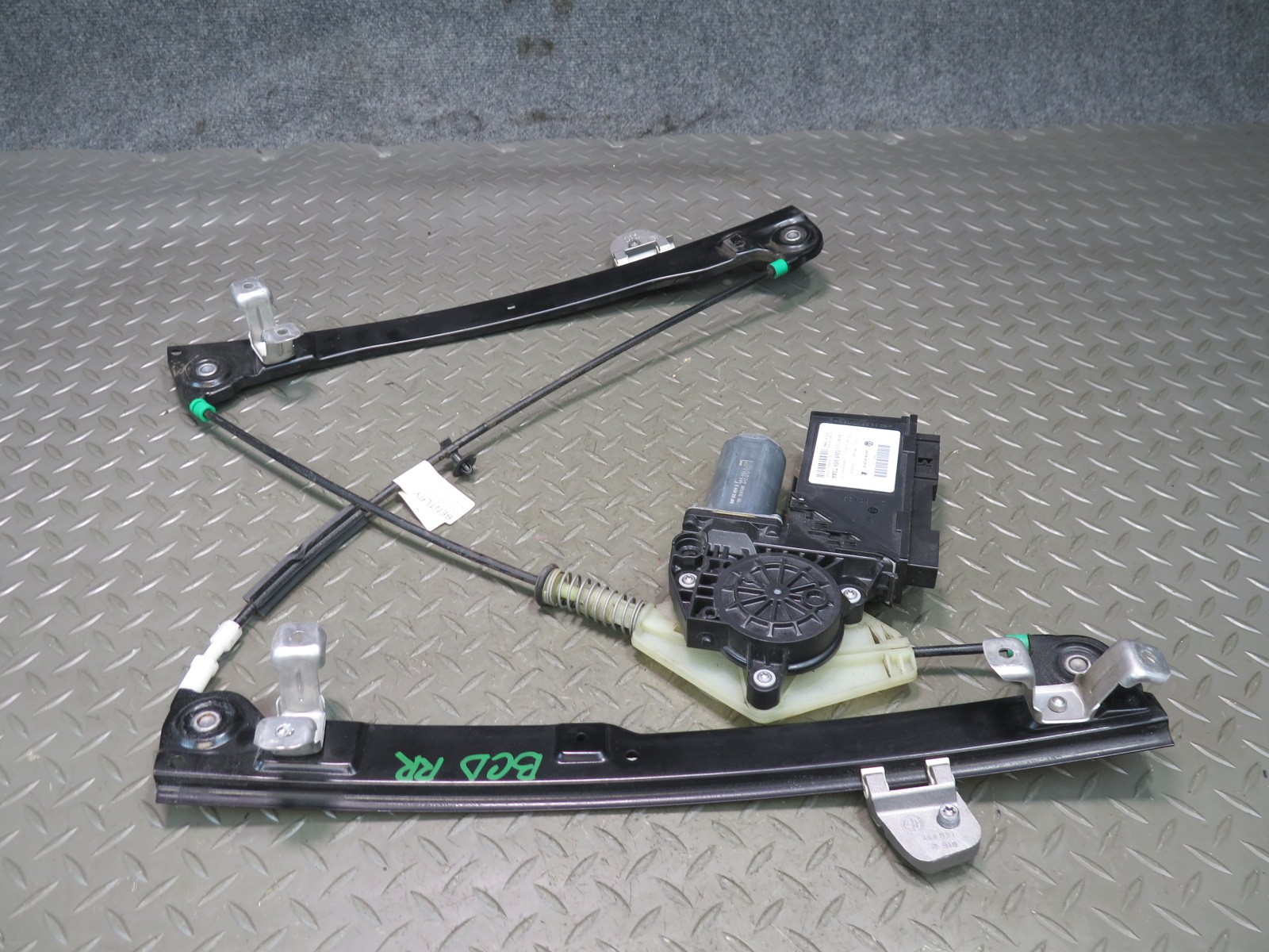 06-12 BENTLEY CONTINENTAL FLYING SPUR REAR RIGHT DOOR WINDOW REGULATOR W/ MOTOR