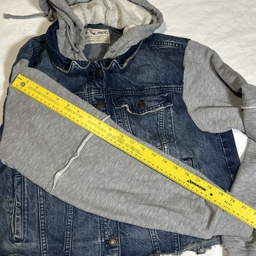 Free People Jean Jacket Womens S Denim Knit Sleeves & Hooded Distressed Grunge - Picture 9 of 14