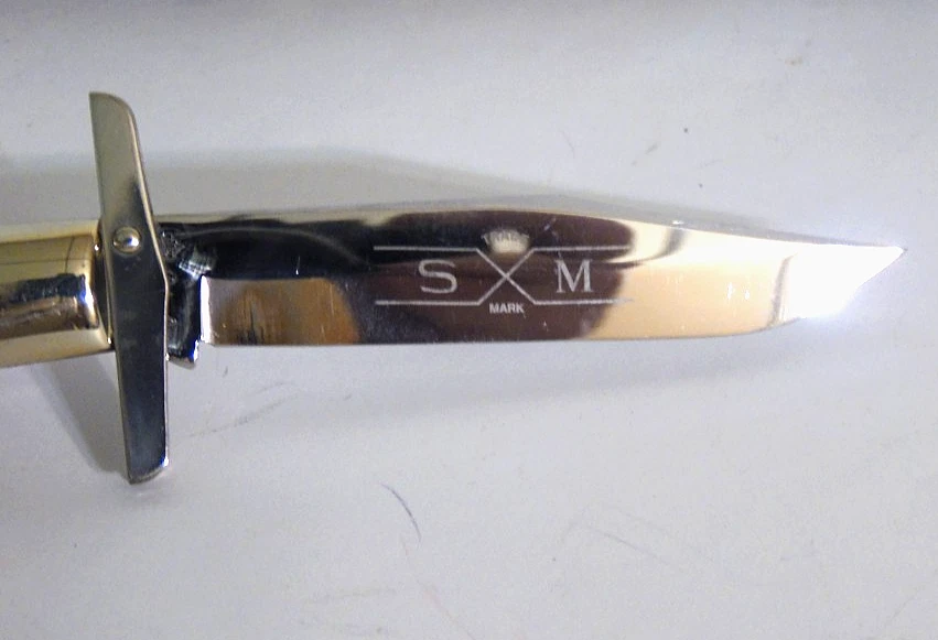 Schatt & Morgan Keystone Shield Swingguard,Lockback Ruby Red Bone Scales 1993 - Image 3 of 4