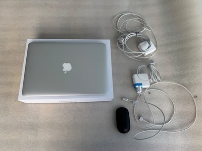 Apple MacBook Air 13 Zoll Laptop. Baujahr 2017 (Intel Core i5)