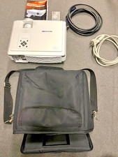 Tragbarer Beamer - Medion MD 30055BA - Projektor - Fernbedienung Tasche - TOP